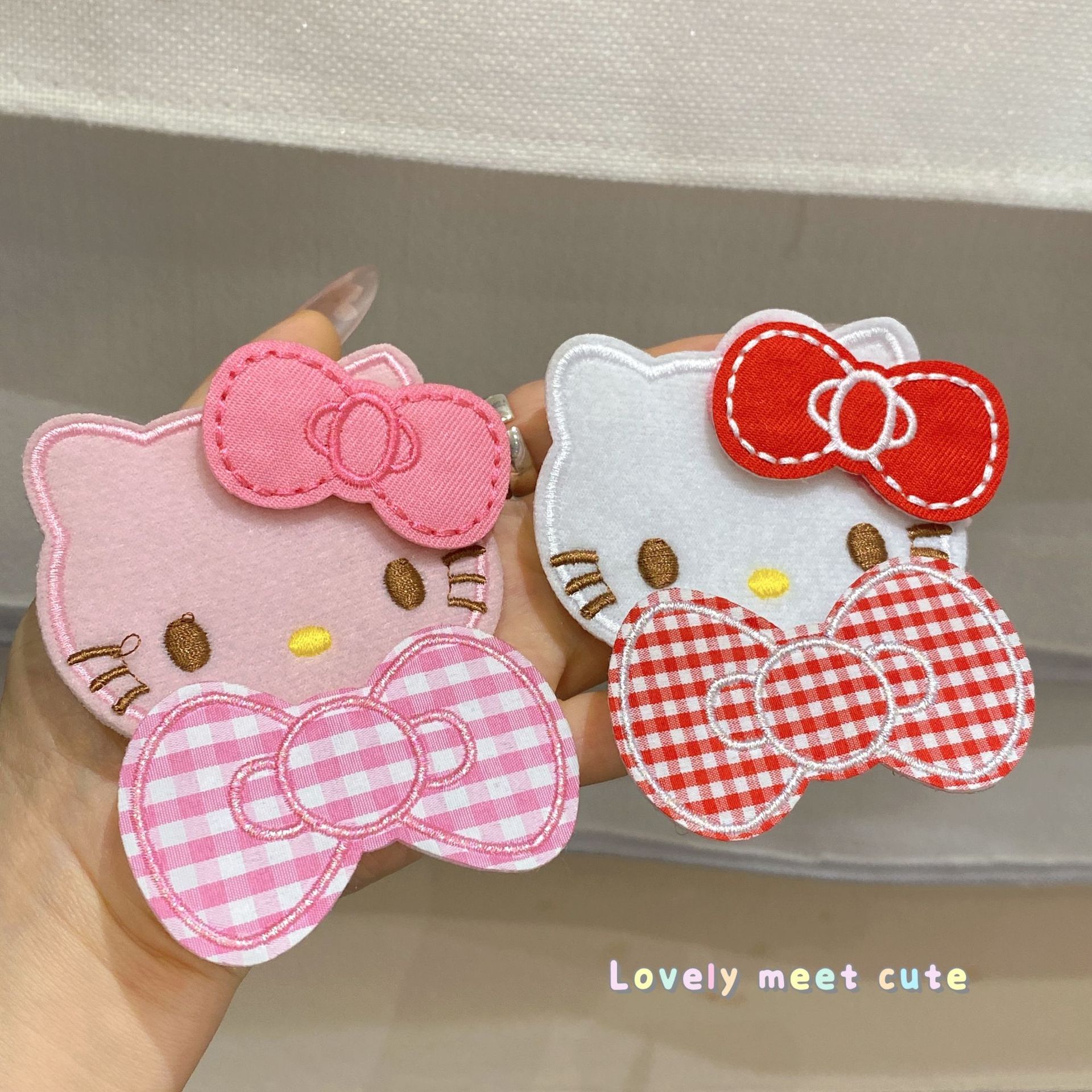 可爱kt猫无痕刘海贴女碎发整理神器魔术贴蝴蝶结刘海夹侧边夹头饰