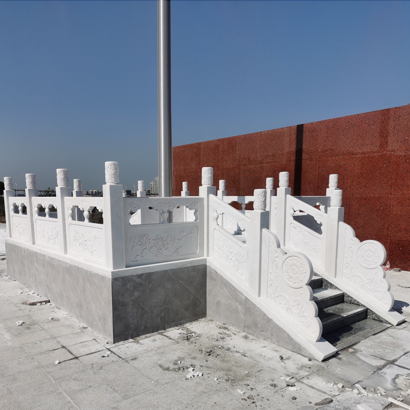 汉白玉国旗台厂家 机关单位广场学校升旗台 公园河道护栏围栏旗台