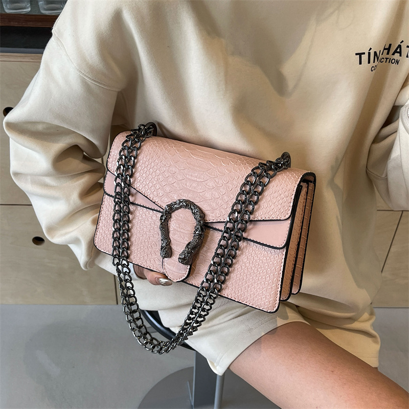 Exclusive for Cross-Border Snake Pattern Shoulder Messenger Bag 2024 New European and American Underarm Small Square Bag Chain Women's Bag Foreign Trade Wholesale women bag