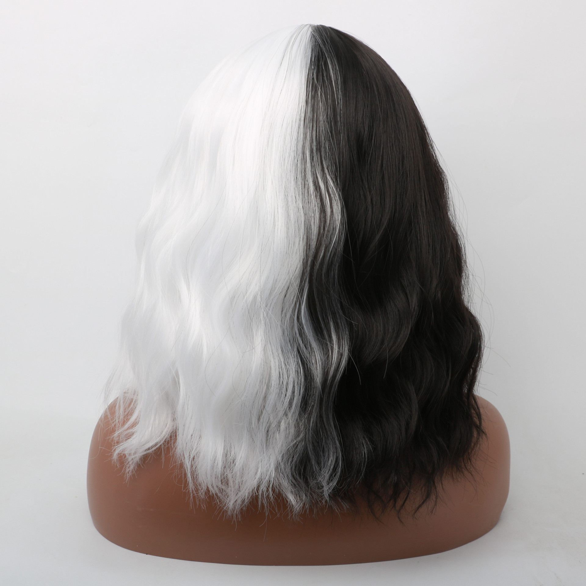 亚马逊 玫瑰网新品欧美跨境魔女库伊拉假发女士黑白双色cos假发厂