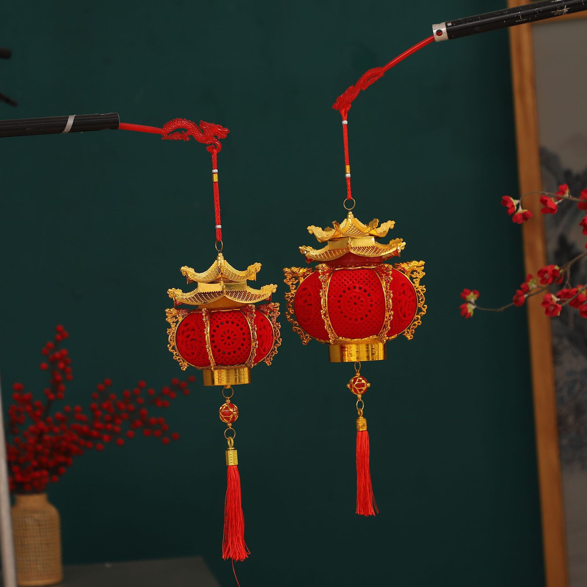 2024 New Spring Festival Lantern Dragon Pendant Lantern Temple Fair Luminous Portable Traditional Decorative Palace Lamp Flocking