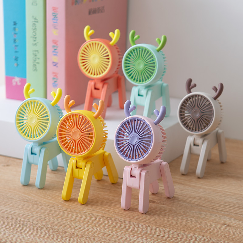 2023 New Deer Super Cute Little Fan USB Rechargeable Student Dormitory Summer Table Decoration Electric Fan Gift