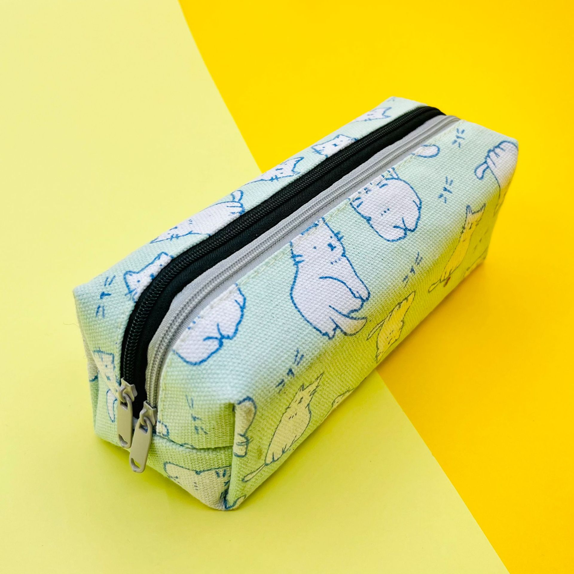 [customized] new double zipper compartment ins cute cartoon canvas students‘ office stationery pencil case wholesale