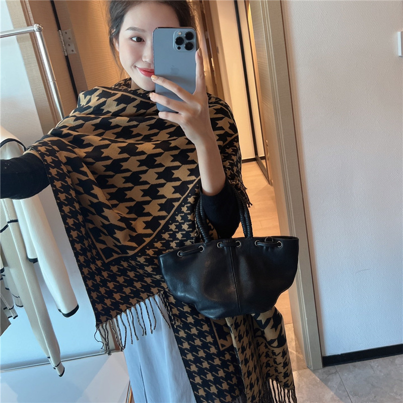 2022 New Core-Spun Yarn Scarf Women's Double-Sided Houndstooth Thickened Warm Scarf Student Tassel Shawl Air-Conditioned Room