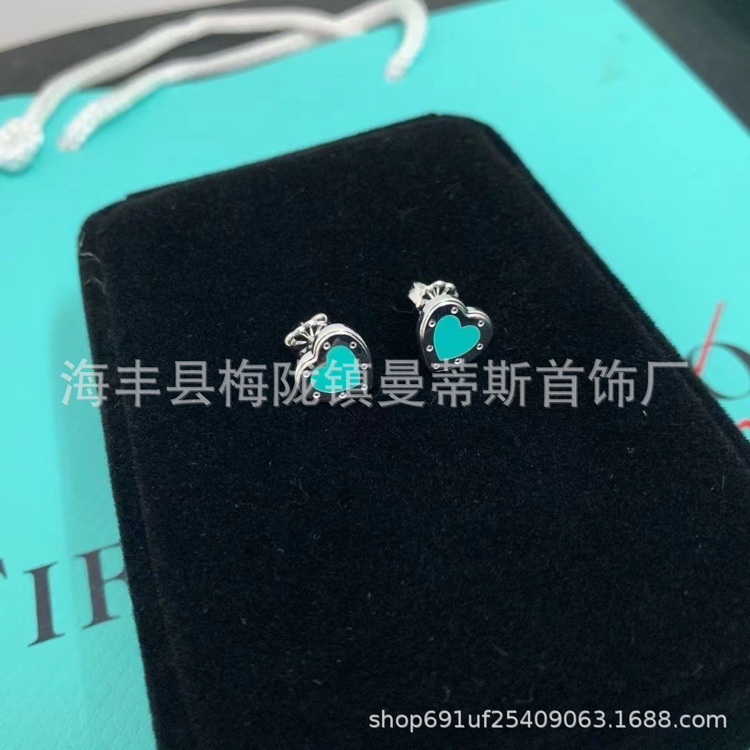 t家925纯银蓝色珐琅爱心铆钉心形耳钉蒂家轻奢明星同款防过敏饰品