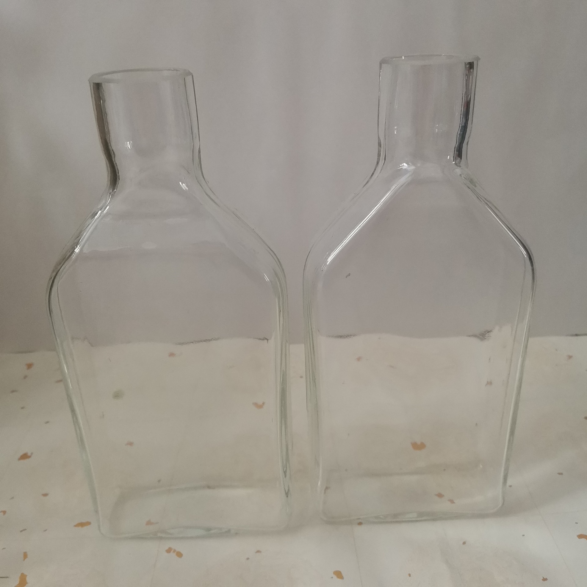 玻璃克氏瓶实验室细胞组织培养皿培养瓶茄形烧瓶扁形培养瓶化烧瓶