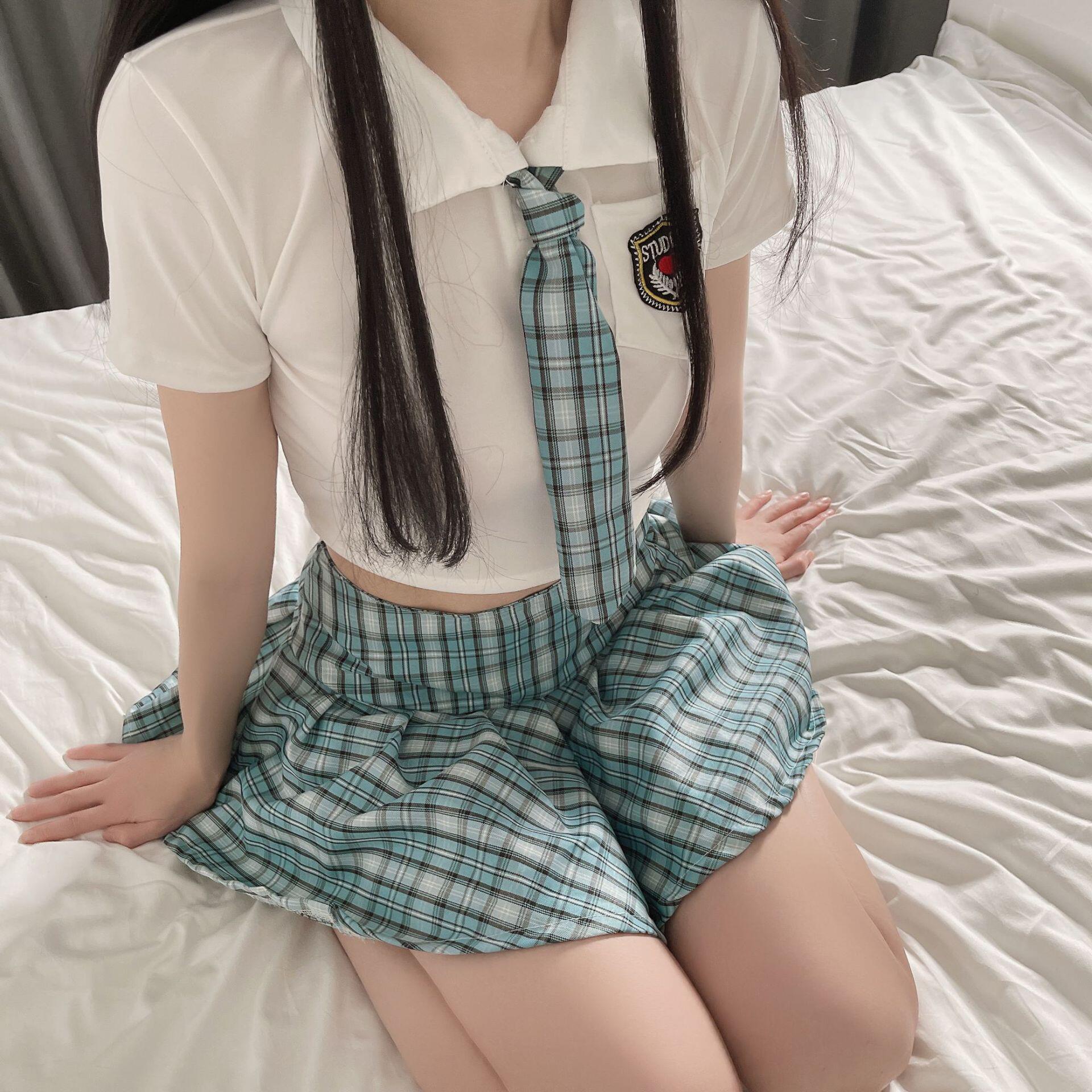 夜三点情趣内衣制服诱惑套装清纯可爱分体学生装大码女性感水手服