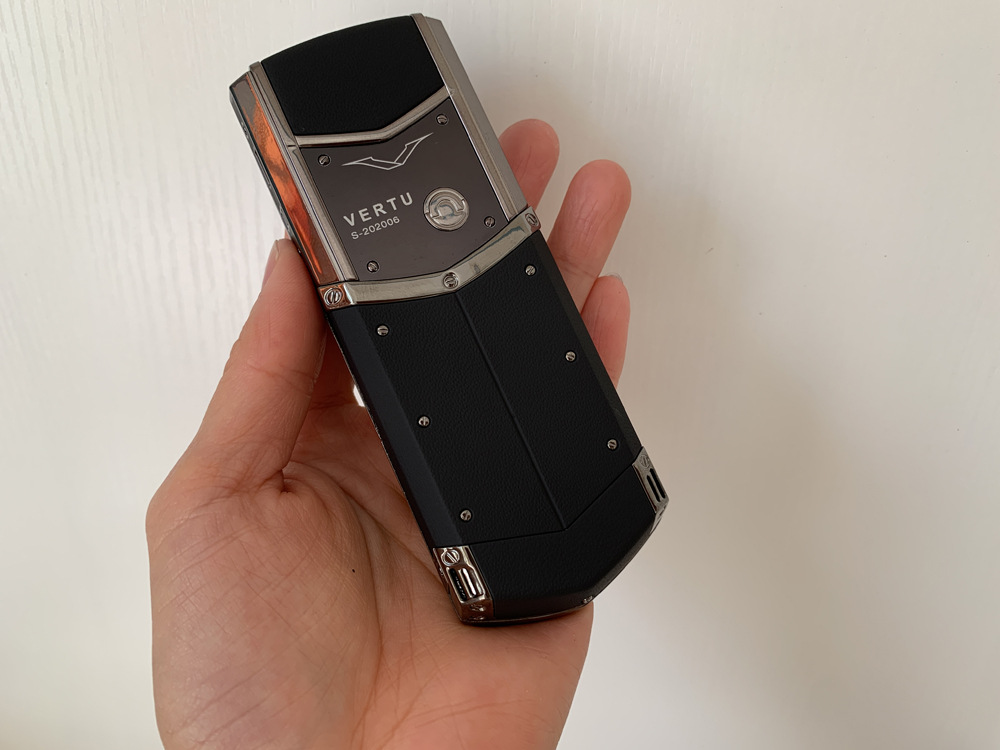 新款v8蓝宝石玻璃屏威图vertu手机精美外观滑盖小屏幕男款手机