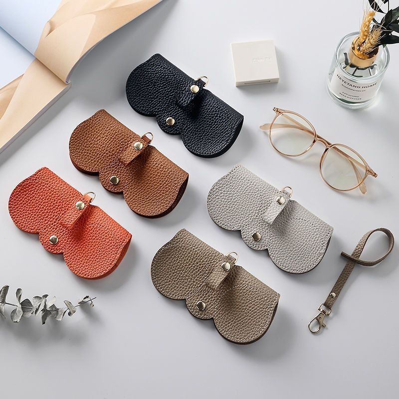 factory wholesale pu summer glasses case cute button glasses case can go out carry-on glasses bag on the bag