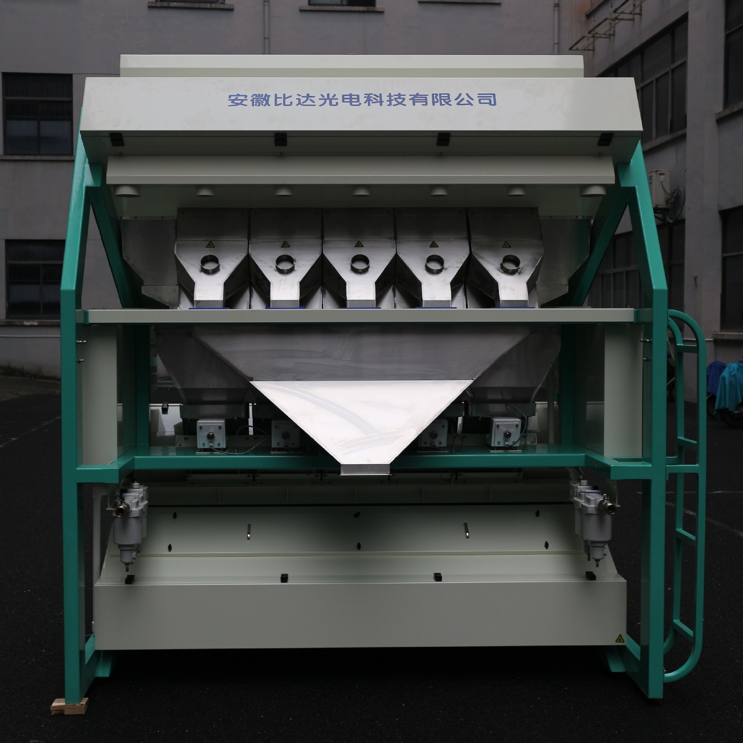 石英粉体色选机石英砂色选机岗石色选机岗石粉色选机矿石色选机