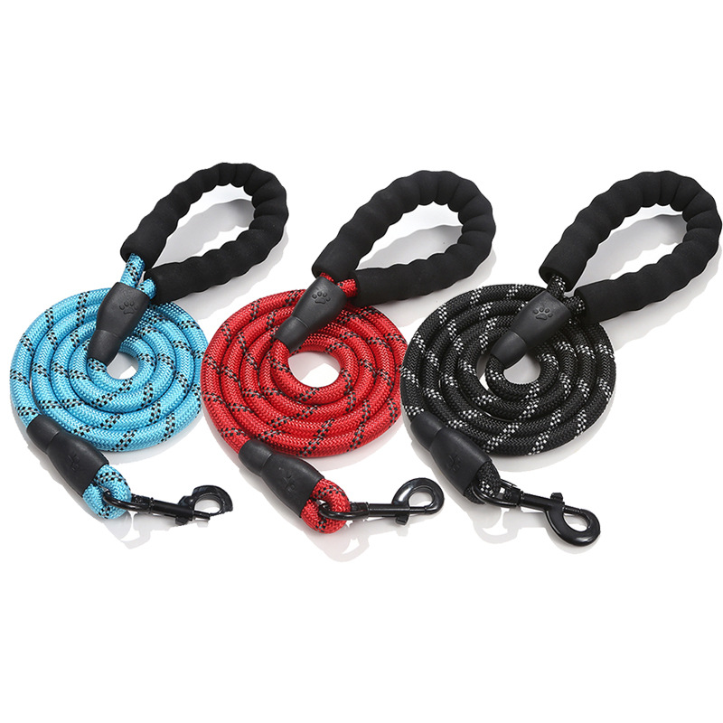 cross-border pet reflective hand holding rope multi-color reflective round rope explosion-proof dog leash dog leash pet supplies