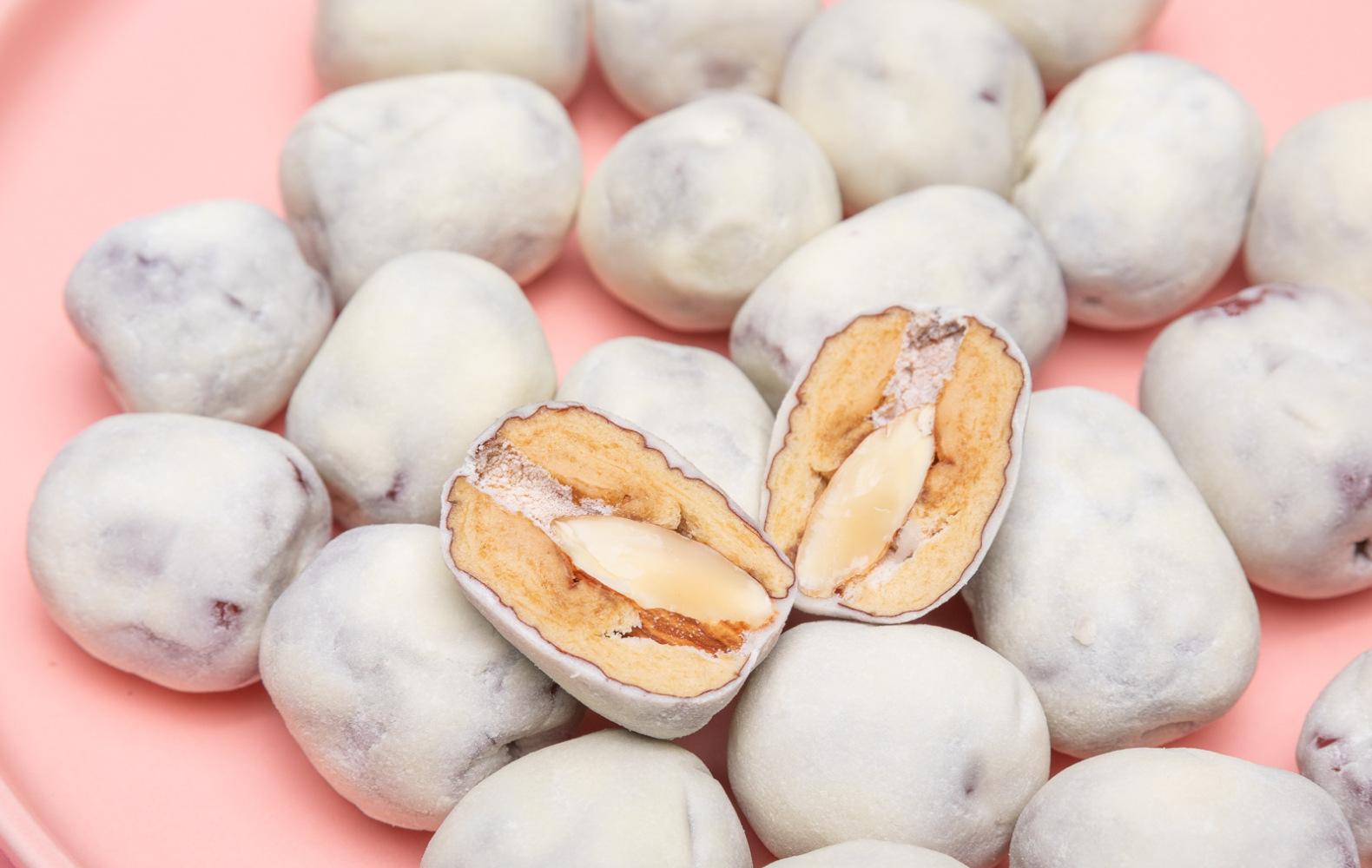 批发网红奶枣巴旦木夹心奶枣250g独立包装奶酪杏仁坚果红枣零食品