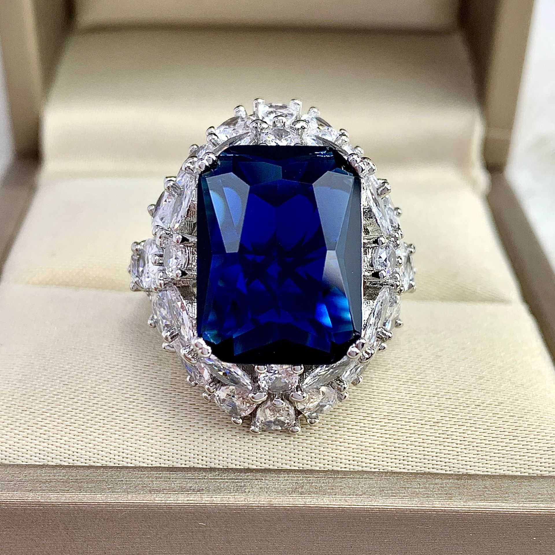 抖音直播爆款晶体带棉祖母绿项链仿真皇家蓝宝石开口戒指彩宝套装