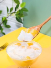 网红酸奶黄桃罐头新鲜水果罐头芒果西米露椰果小奶桃零食