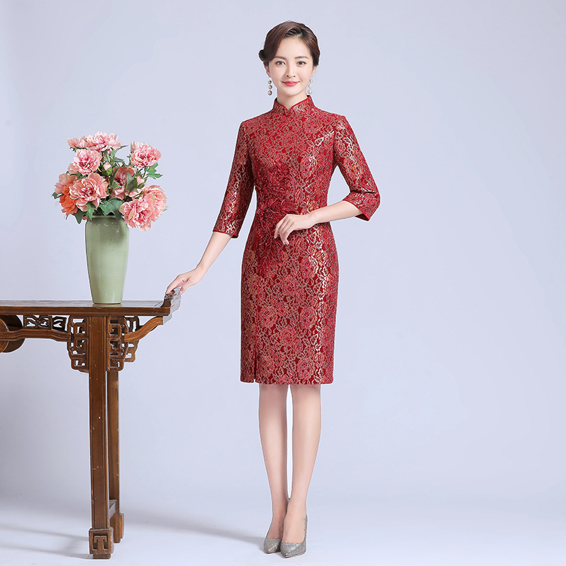 2021秋冬款旗袍喜婆婆婚礼服女复古修身民族风加绒加厚蕾丝连衣裙