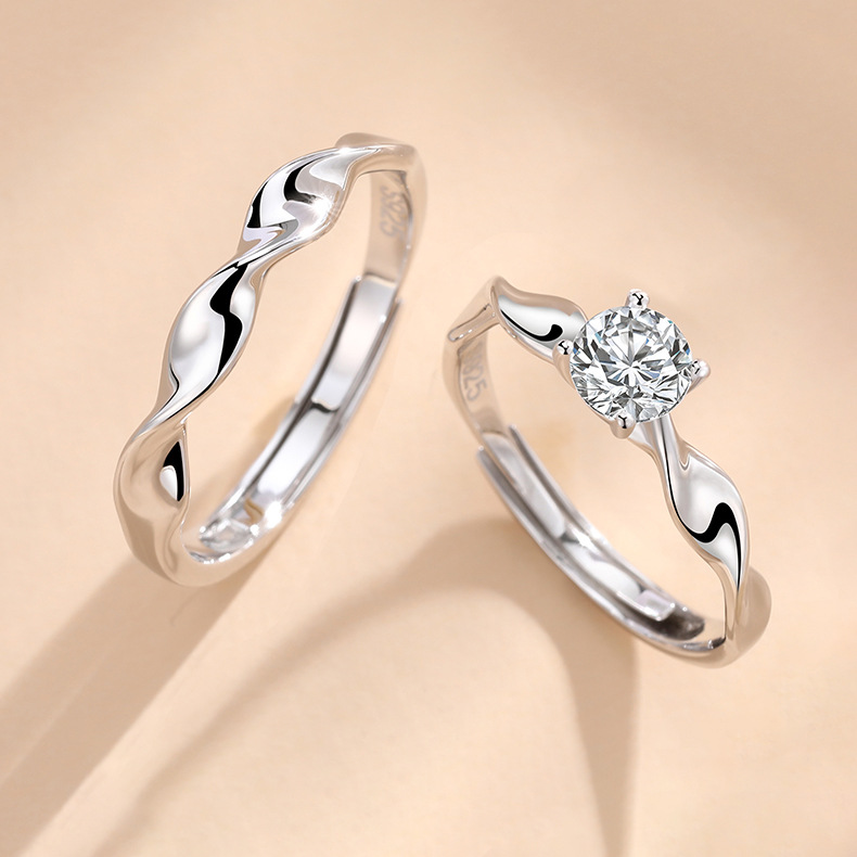 s925银莫比乌斯情侣戒指男女一对 日韩简约仿真钻戒对戒 一件代发