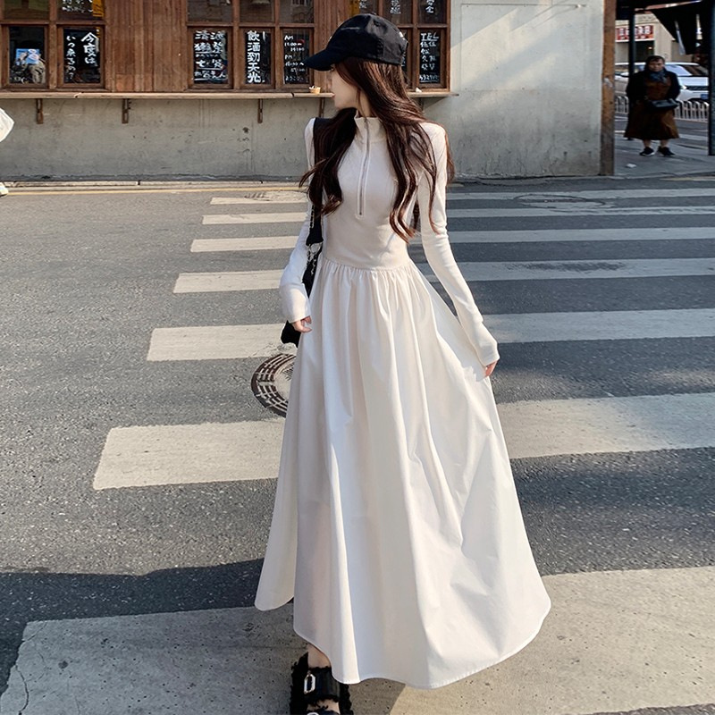 韩版polo领轻熟风小众设计气质修身收腰白色针织连衣裙女2024春秋