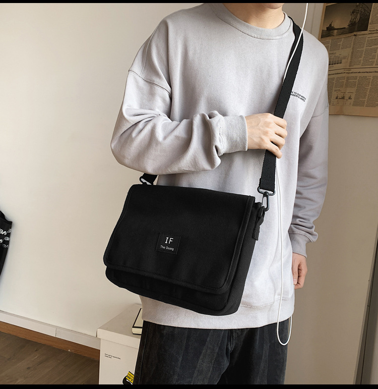 工装单肩包男 港风简约百搭翻盖帆布包日系古着感学生斜挎邮差包