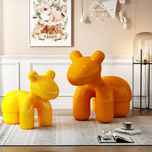 创意客厅单人沙发椅设计师款烤漆小马椅客厅时尚休闲网红动物摆件