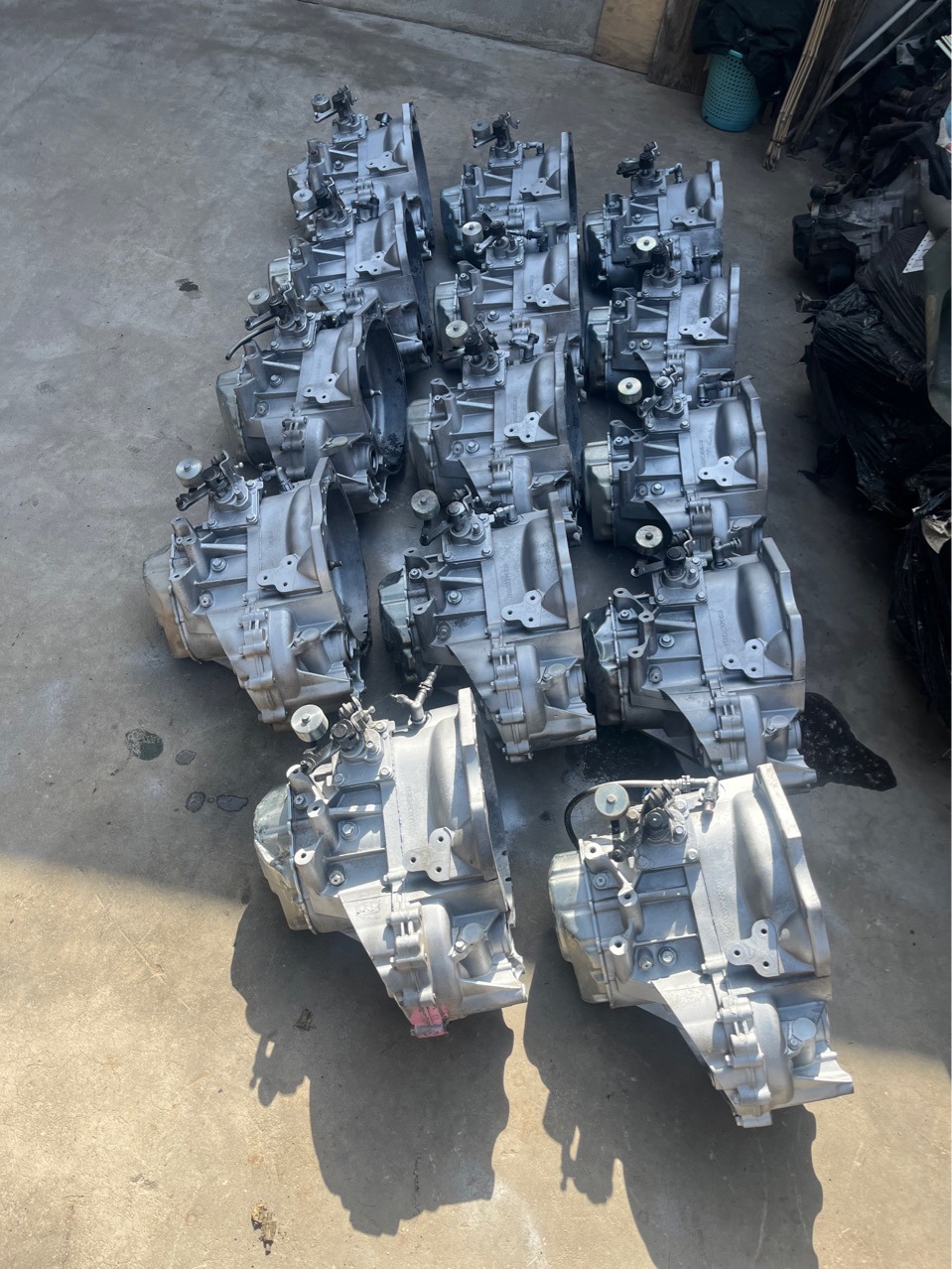 雪佛兰新赛欧乐驰1.2 1.3 1.4爱唯欧凯越宝骏1.5手动变速箱-阿里巴巴