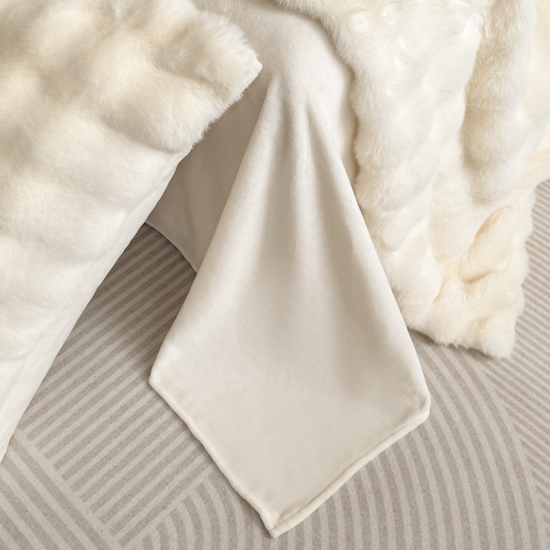 High-End Class a Bunny Cashmere Bed Four-Piece Set B Version Thickened Milk Fiber Keep Baby Warm Flannel Blanket