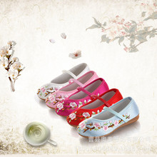新款儿童布鞋古代汉服鞋中国风舞蹈鞋校园小学生表演出绣花鞋厂家