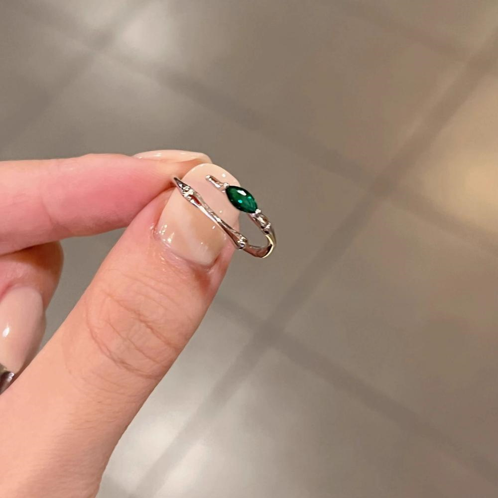 时尚竹节祖母绿钻缠绕宫廷气质复古纯银925百搭ins开口戒指女指环