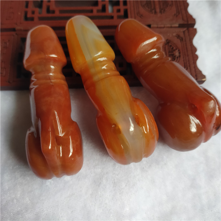红山文化老玛瑙男性小阳具手把件红色缠丝玛瑙小阳具挂件