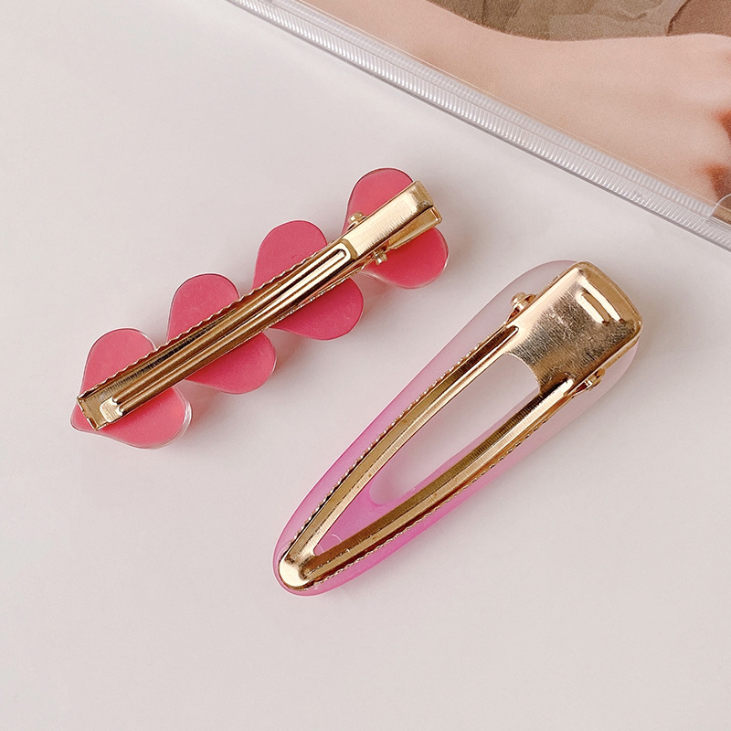 Pink Gradient Love Heart-Shaped Hairpin Korean Sweet Elegance Side Bang Clip Pure Desire Style Duckbill Clip Girl Heart Hair Accessories