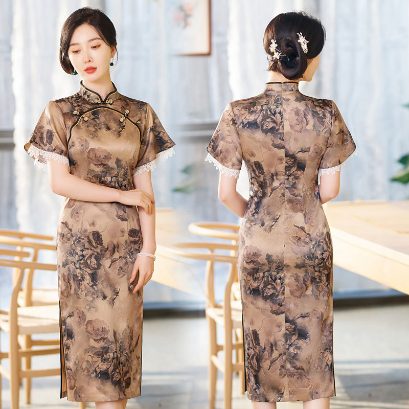 2024夏秋新款短袖长款绸缎年轻中国风显瘦旗袍裙大码妈妈女装时尚