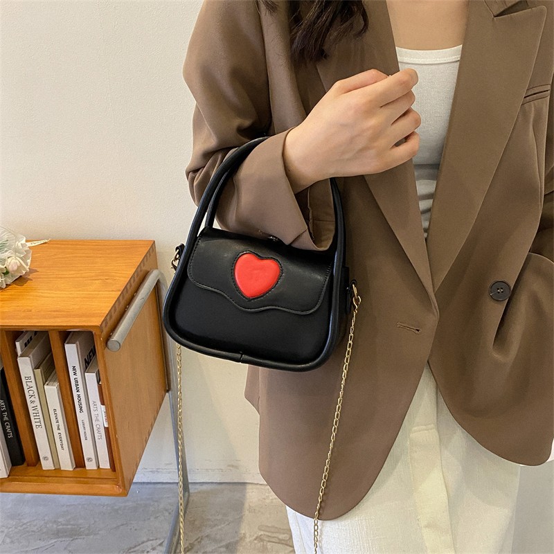 Korean Style Women's Shoulder Bag 2022 Fresh Sweet Loving Heart Chain Bag Small Portable Work Commuter Hand-Carrying Bag