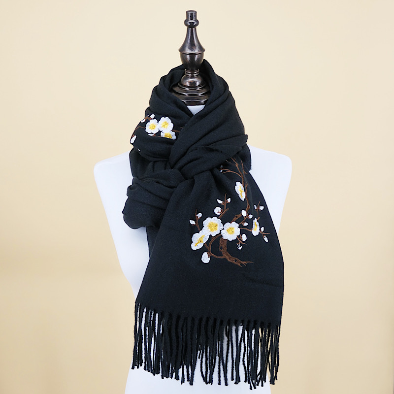 单头梅花刺绣花仿羊绒围巾流苏披肩加厚保暖青海云南旅游景区批发