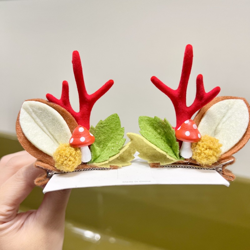 Christmas Barrettes New Antlers Hair Accessories 2023 Christmas Festival Online Influencer Cute Elk Horn Antlers Jewelry Headdress a Pair of Hairclips