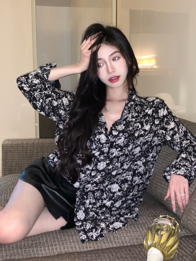 实拍休闲黑白宽松花衬衫女长袖上衣防晒衫女装性感修身显瘦时尚潮