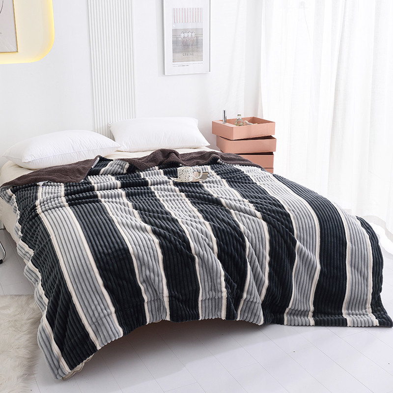 2022 New Double-Layer Printed Strip Lambswool Vintage Color Matching Lambswool Office Nap Small Blanket