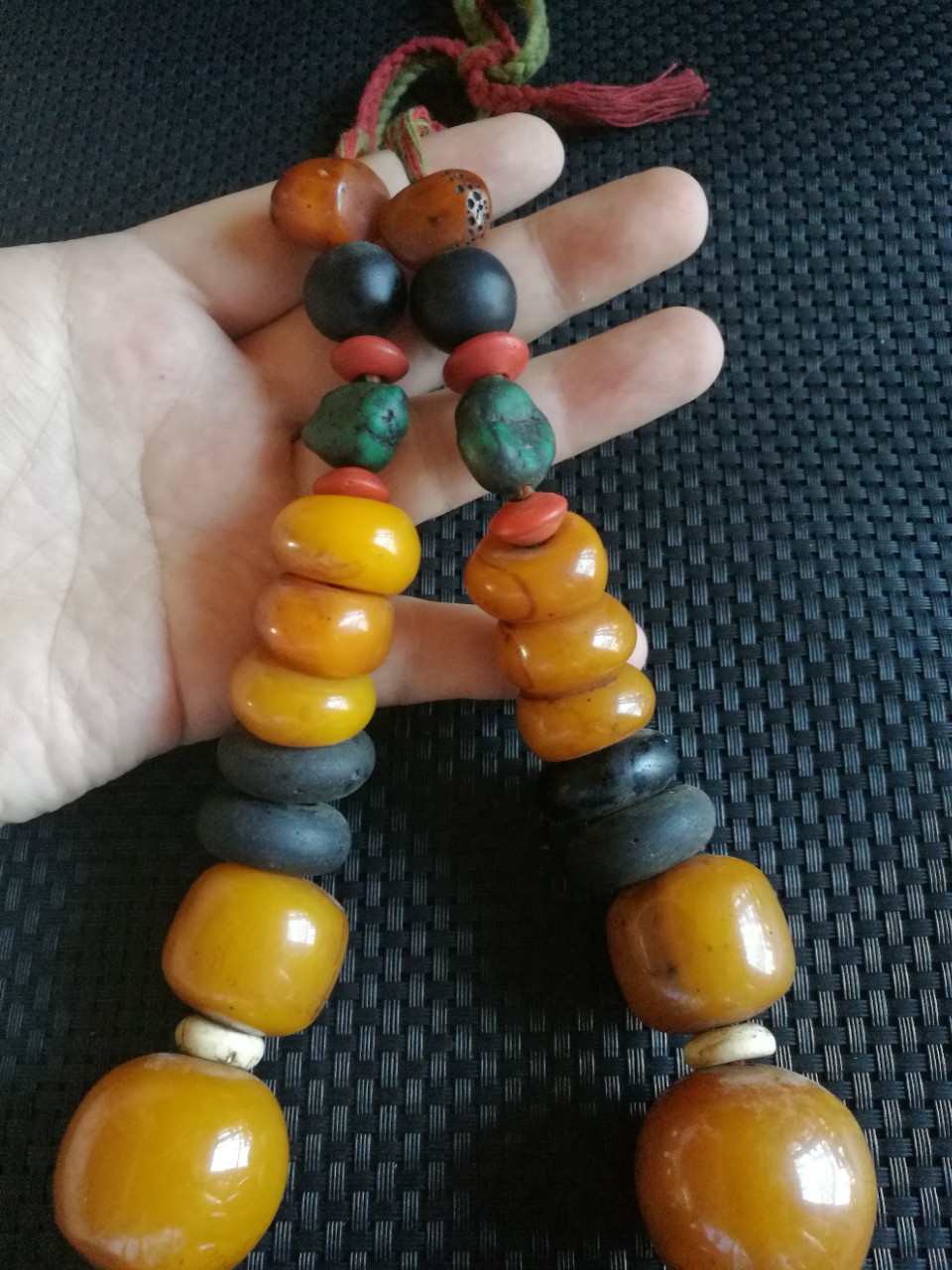 西藏牧区收来老藏族多宝项链蜜蜡项链挂饰老蜜蜡挂链古玩收藏品