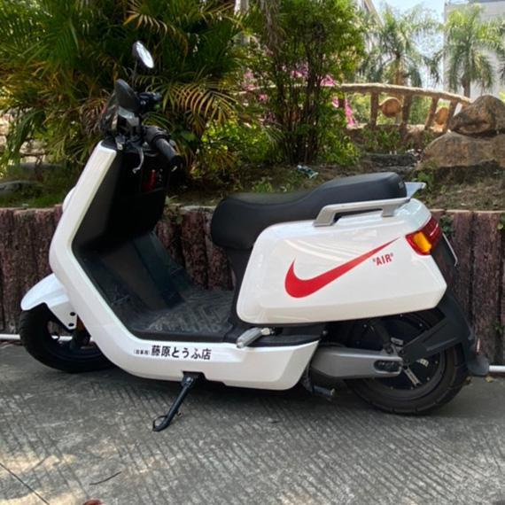 电动车网红耐克大勾车贴汽车潮牌nike贴纸摩托划痕遮挡电个性定制