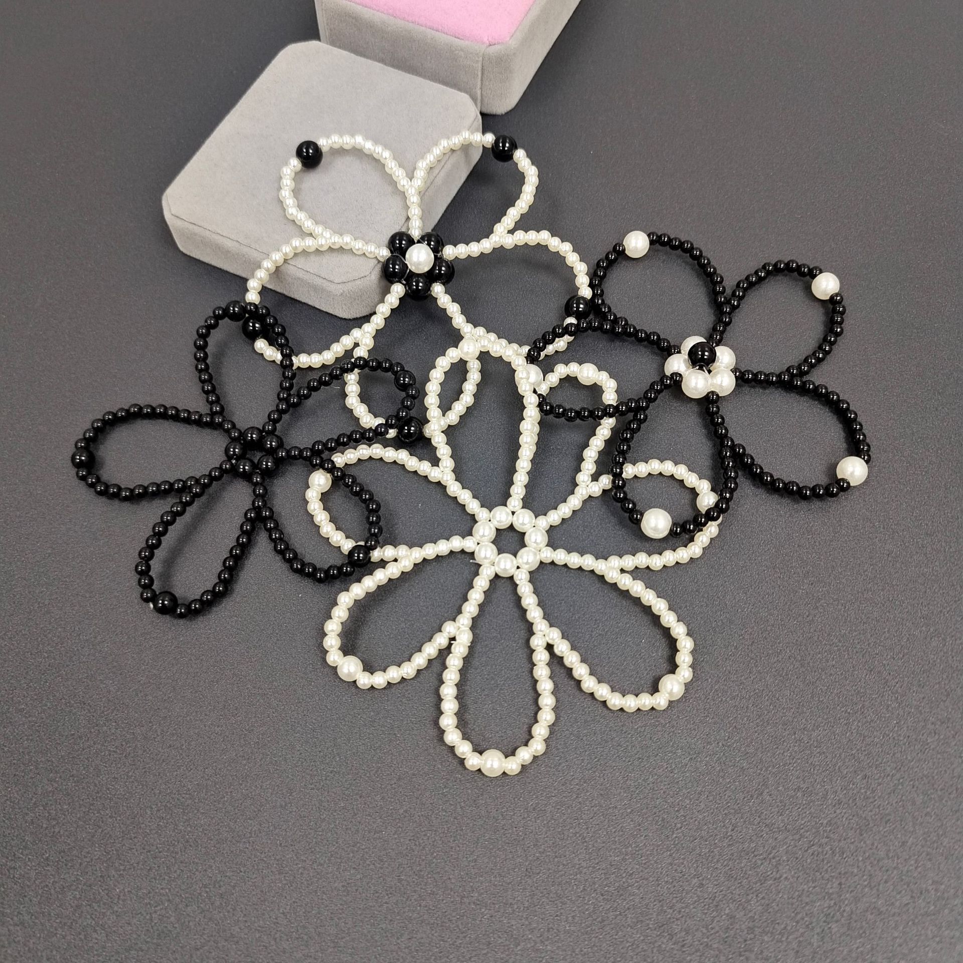 韩版手工钉珠 布贴花朵串珠领花五叶花服装辅料diy仿珍珠箱包饰品