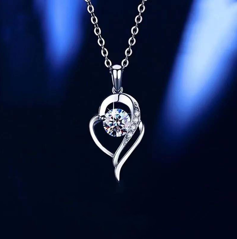 新款永恒之心锁骨链项链女轻奢小众爱心吊坠情侣高级礼物送女友