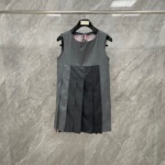 厂家直营TB夏季新款学院风三色拼色百褶连衣裙中长款无袖背心裙潮