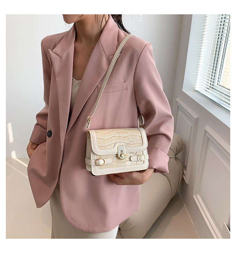 Affordable Luxury Fashion Ins Twist Lock Bag Women's 2023 Spring Popular Stone Pattern Shoulder Small Square Bag Casual Messenger Bag