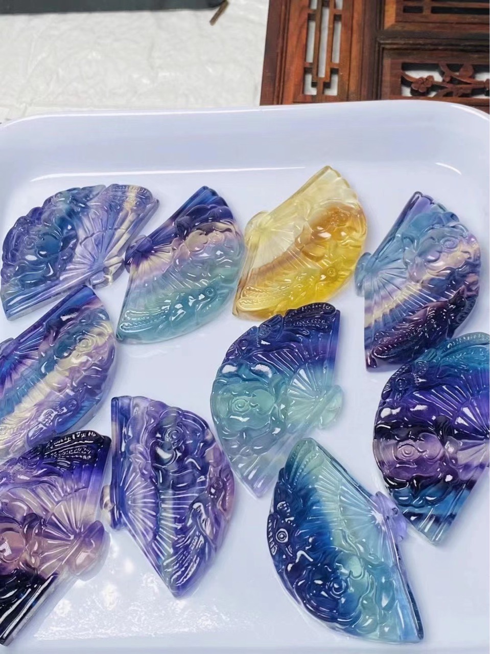 天然七彩萤石吊坠颜色随机发货稍有棉支持任何检测量大可订