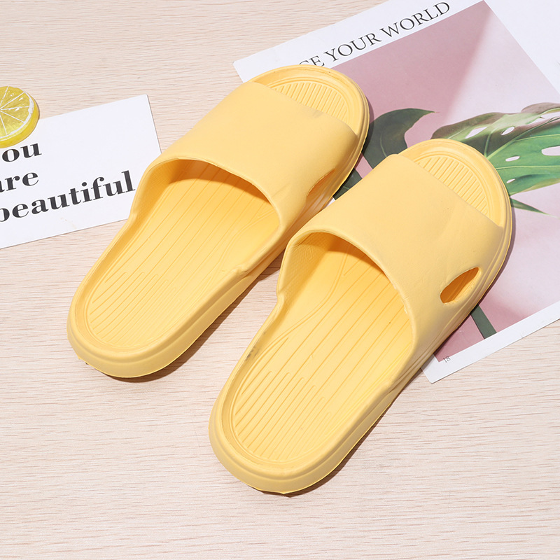 2023 New Home Slippers Summer Non-Slip Shit Feeling Home Bathroom Slippers Couples Sandals