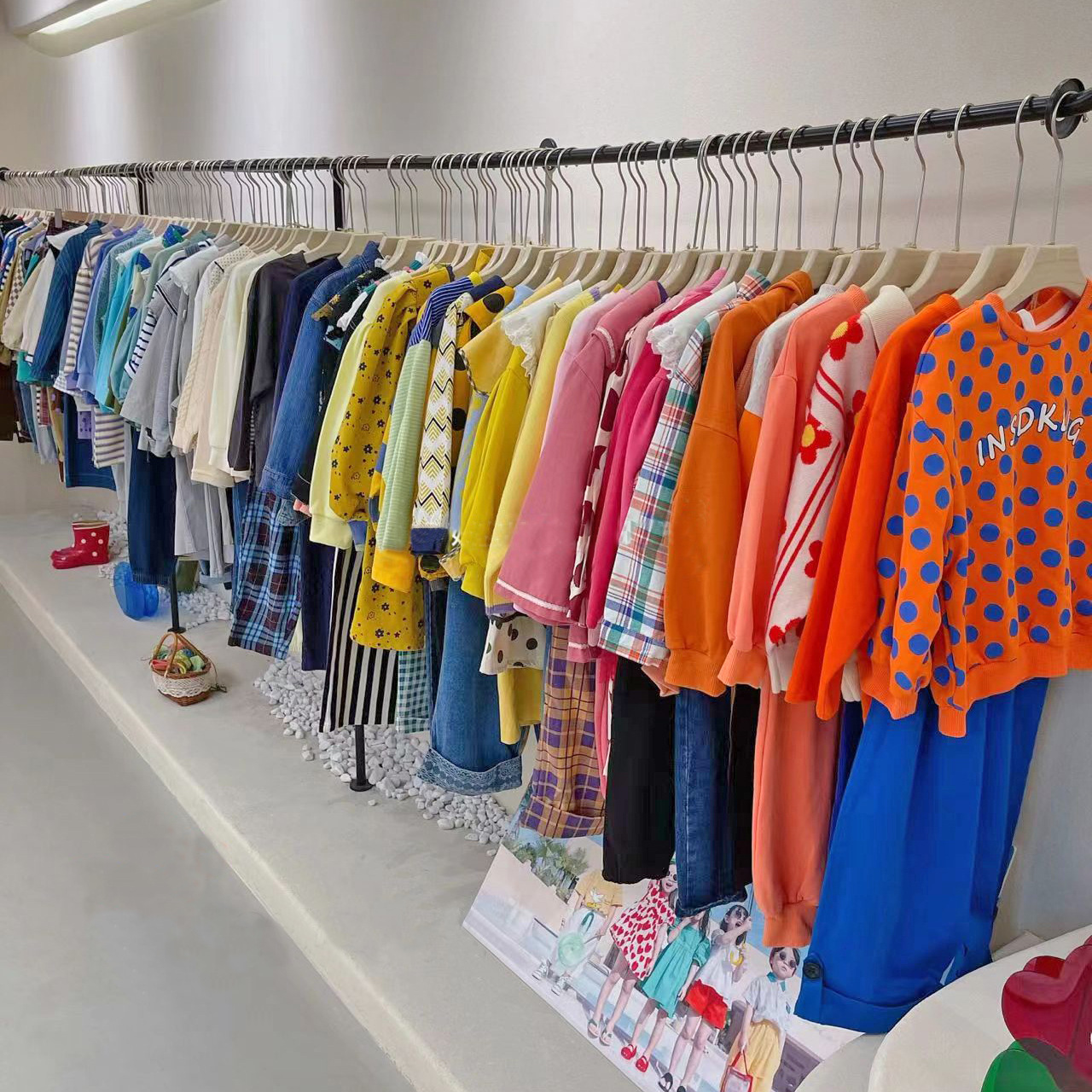 摩卡贝贝 丫噜丫l噜秋季儿童服装批发品牌实体店童装尾货直播批发