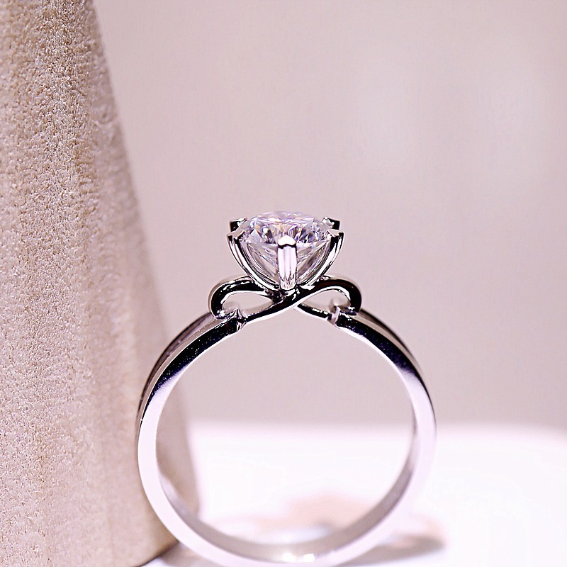 直播爆款仿莫桑钻石戒指女丝带镂空一克拉钻戒结婚求婚订婚钻戒女