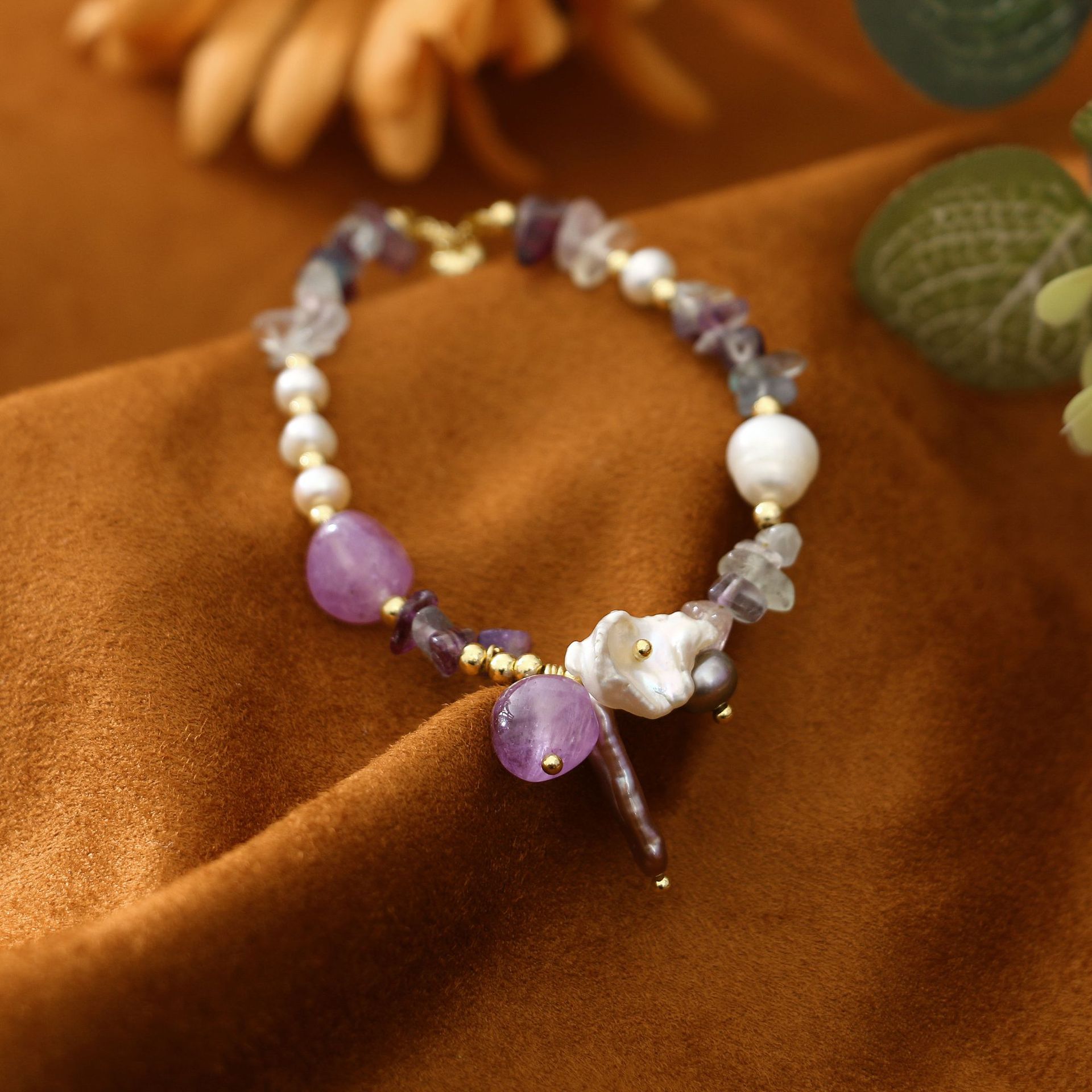 Pipa Beads Petal Pendant Gravel All-Match Pearl Bracelet Niche Design Light Luxury Bracelet Girlfriends Student Jewelry