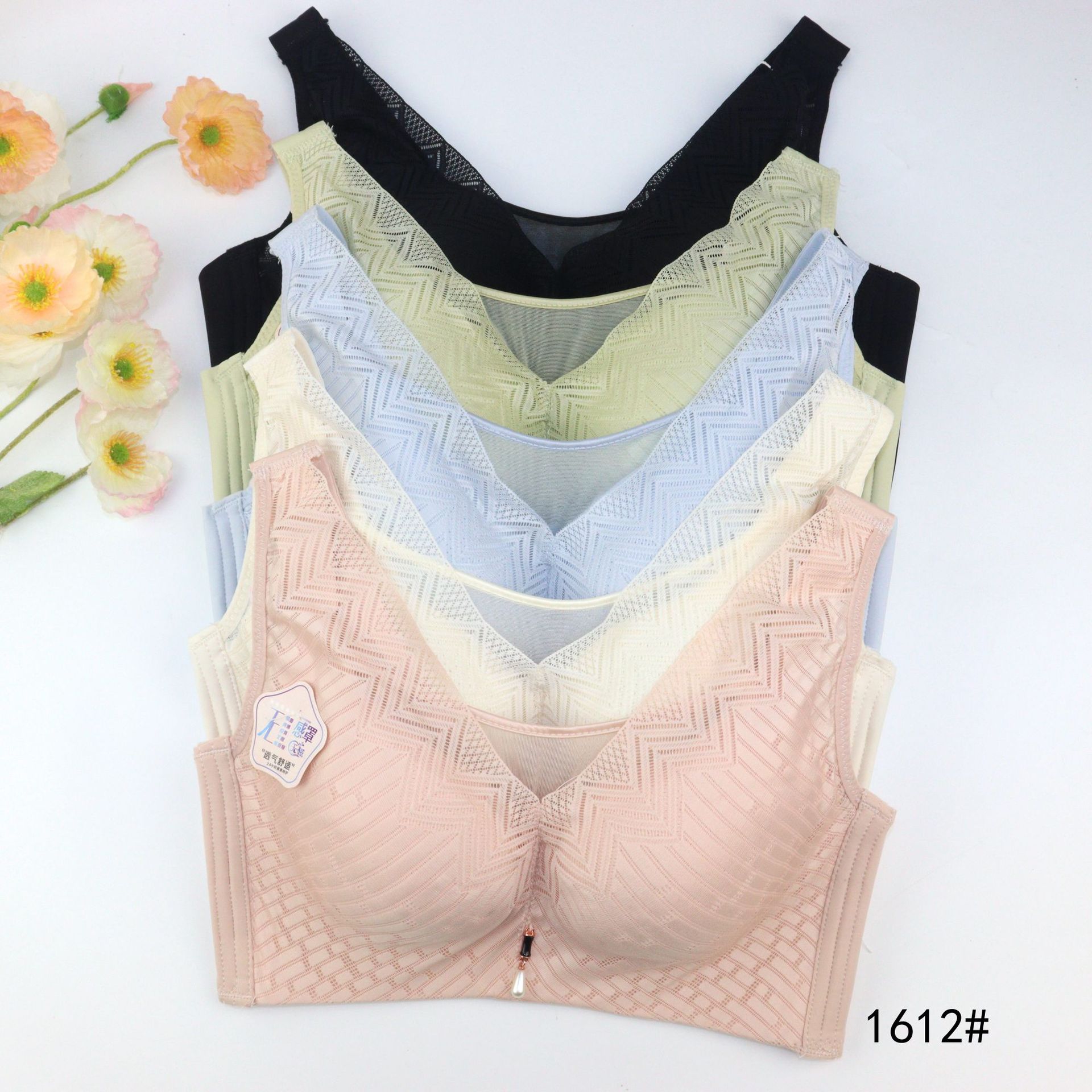 1612#无磁零感杯36-42薄cd杯蕾丝聚拢集中四排扣文胸尾货批发跑量
