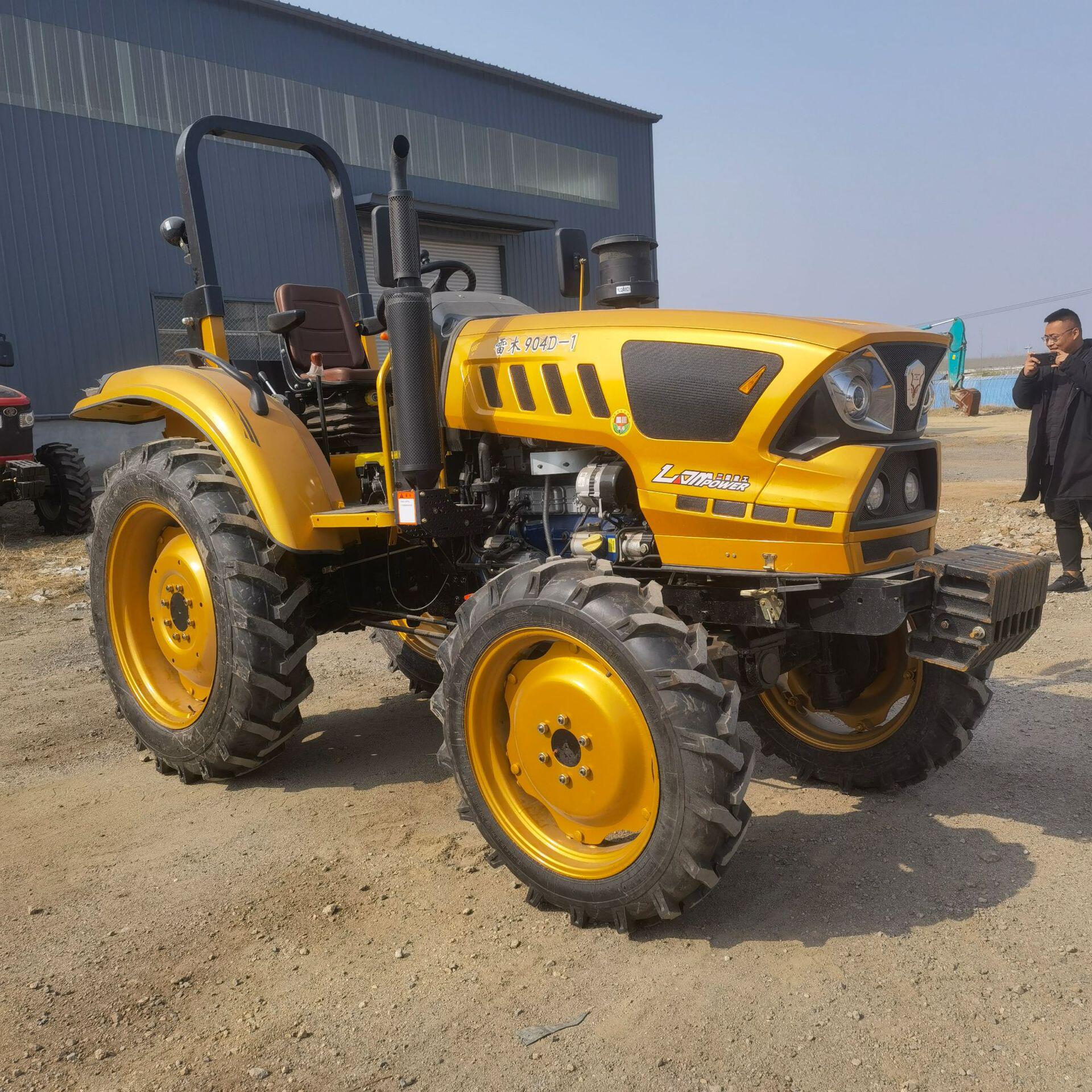 东方红704四轮拖拉机耕地机  水田四轮旋耕机 804四驱拖拉机