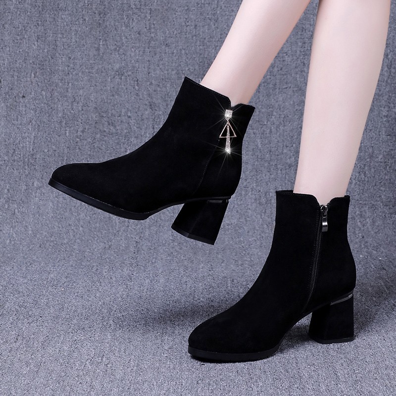 短靴女2020新款加棉靴子女冬季短筒粗跟舒适妈妈秋冬女鞋高跟女靴