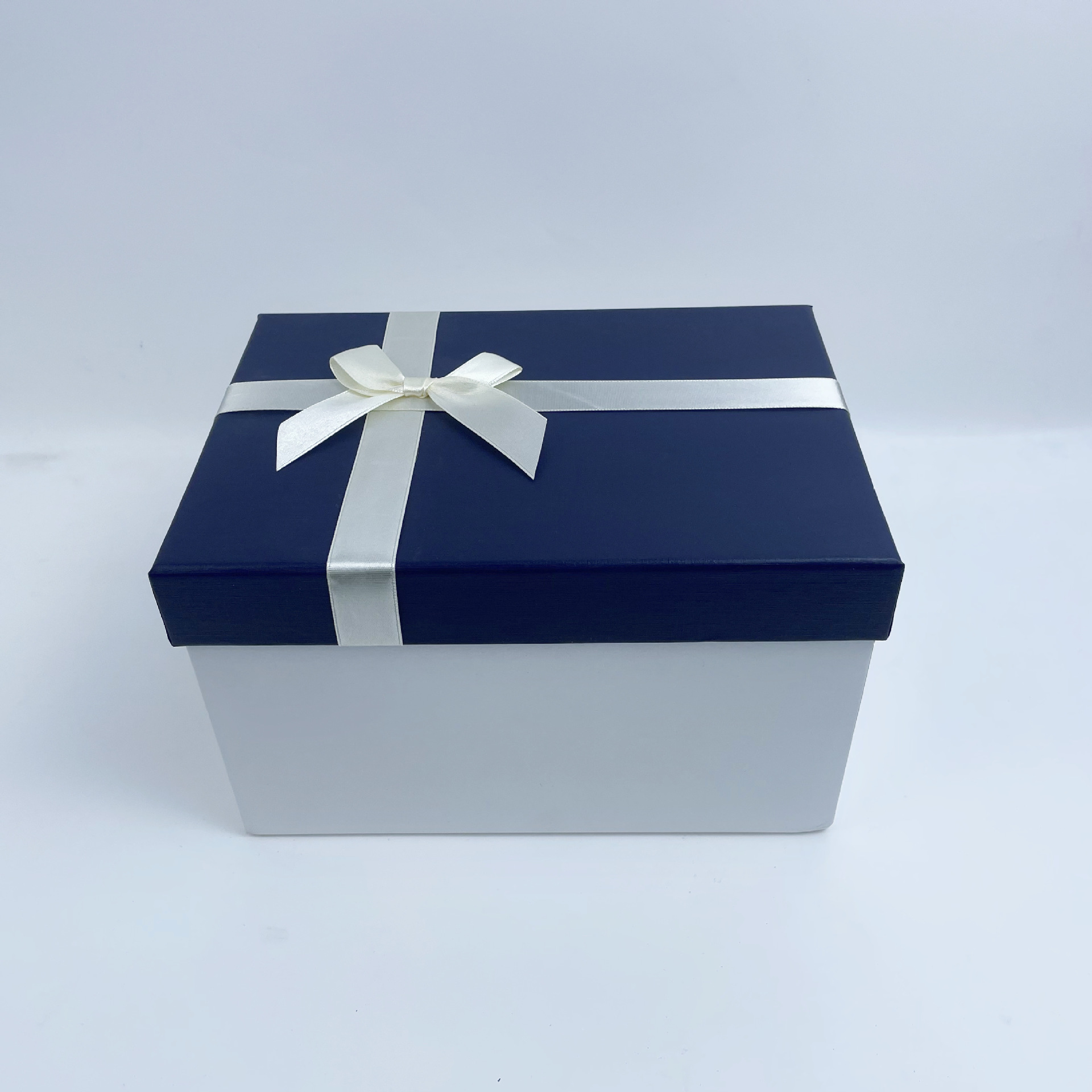 天地盖蝴蝶结精美礼品盒拉菲草情侣礼物盒蓝色精品礼盒内层包装